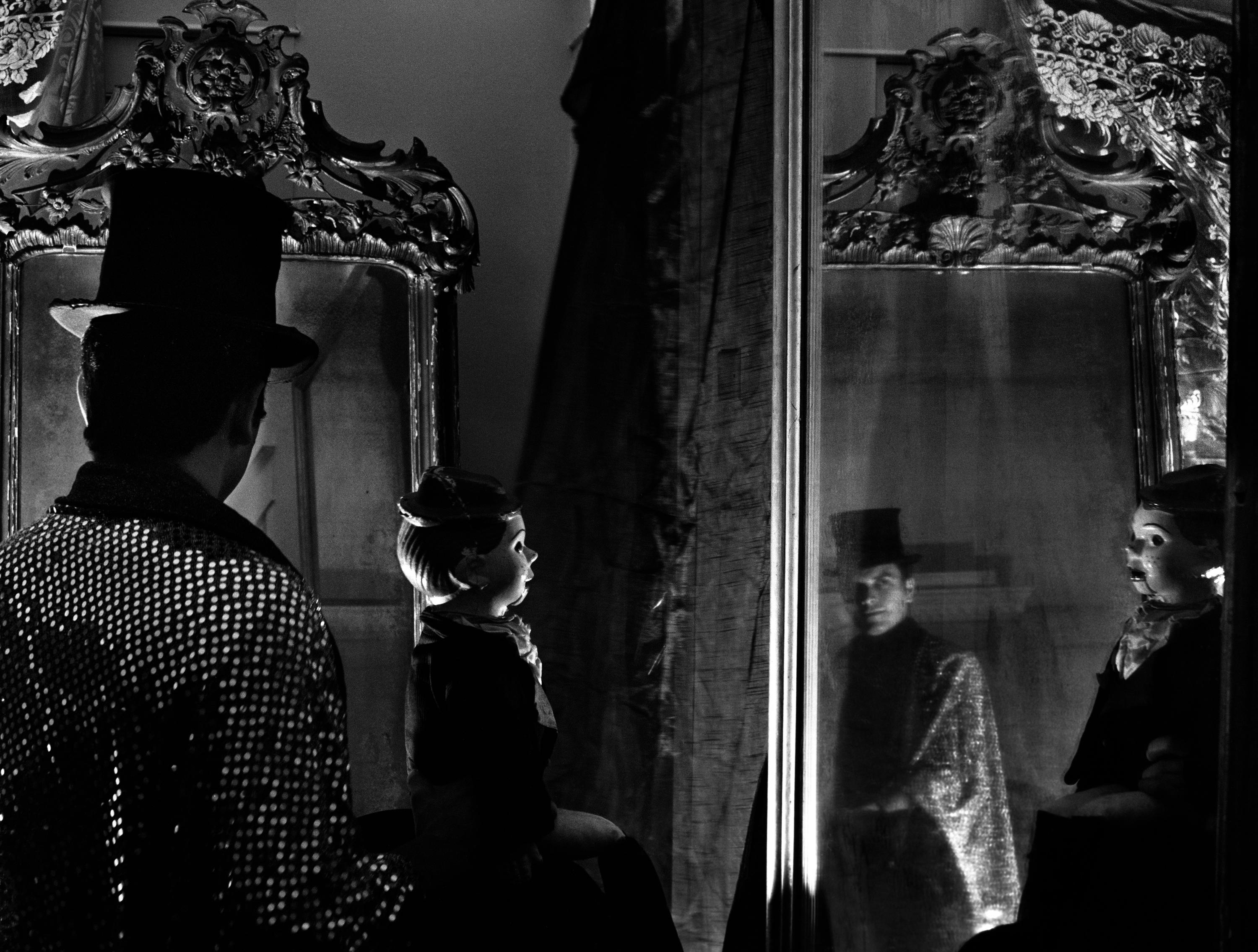 debbie caffery, Ventriloquist